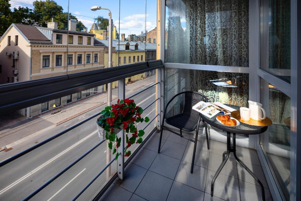 Ziedondarza Park One Bedroom Apartment With Balcony Riga Kültér fotó