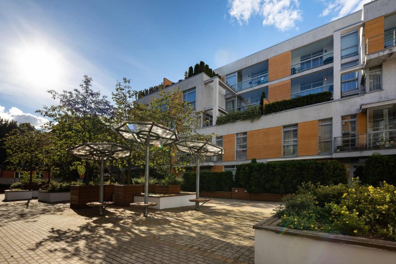 Ziedondarza Park One Bedroom Apartment With Balcony Riga Kültér fotó